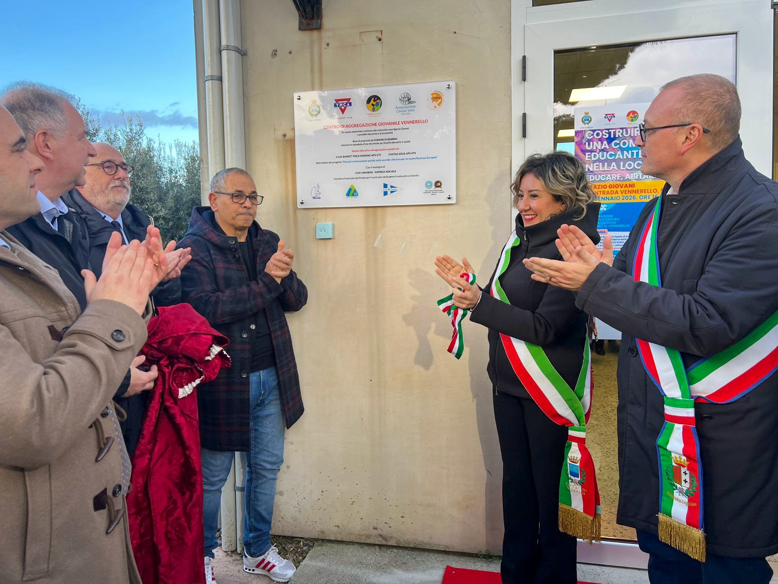 Immagine di copertina per Sottoscritto il Patto Territoriale di Comunit� educante della Locride, Versace: �Siamo parte in causa di questo percorso che sosterremo, non soltanto per le esigenze materiali, ma collaborando affinch� spazi come questi non siano un episodio isolato ma possano aumentare�