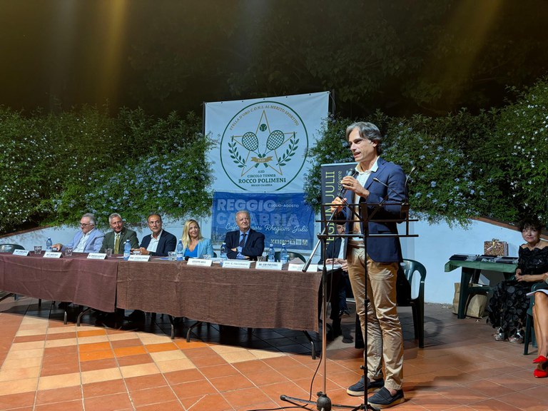 Il Sindaco metropolitano Giuseppe Falcomat�: \