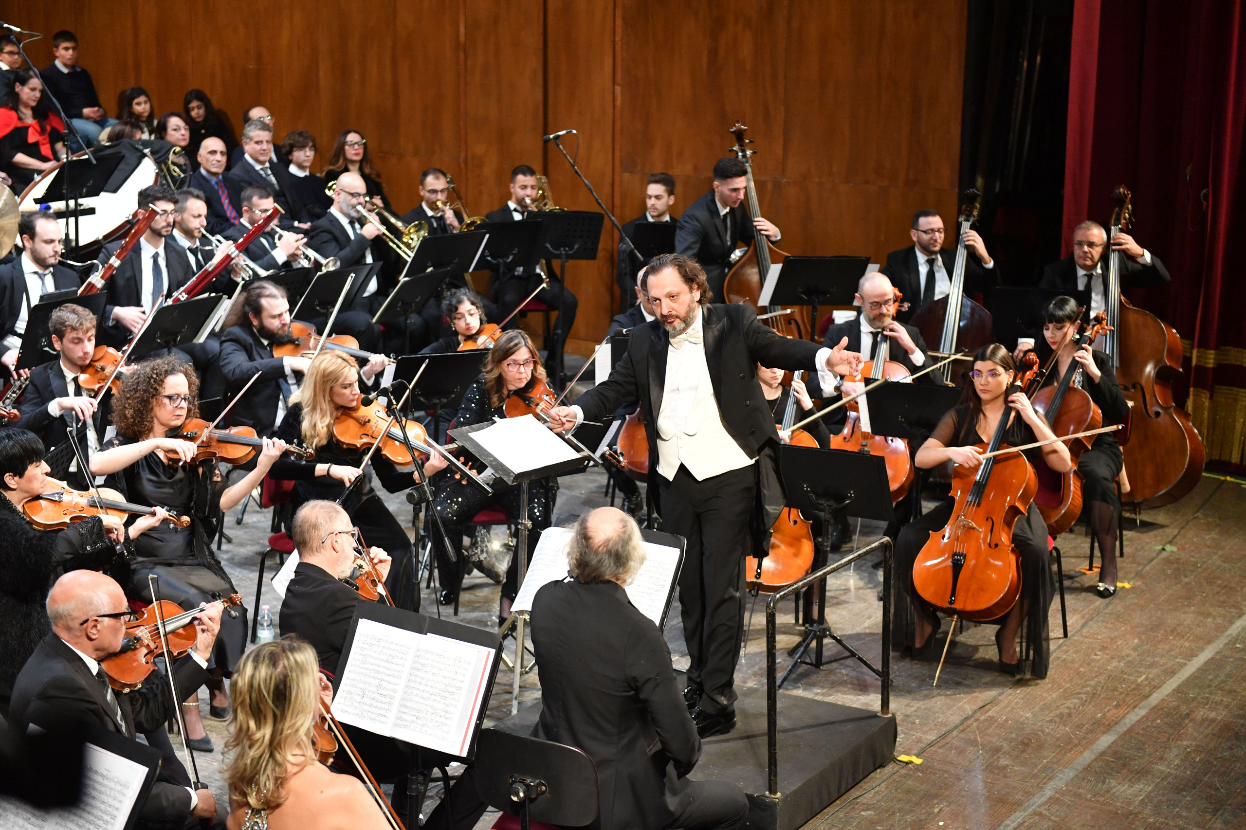 Tutto esaurito al Teatro Cilea per il tradizionale concerto di Capodanno della Citt� Metropolitana di Reggio Calabria